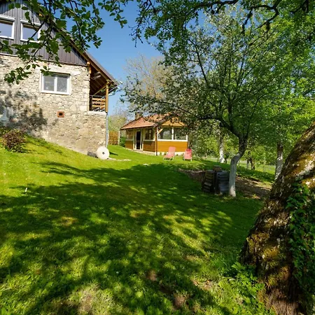 Sleme Holiday home Zrnovac